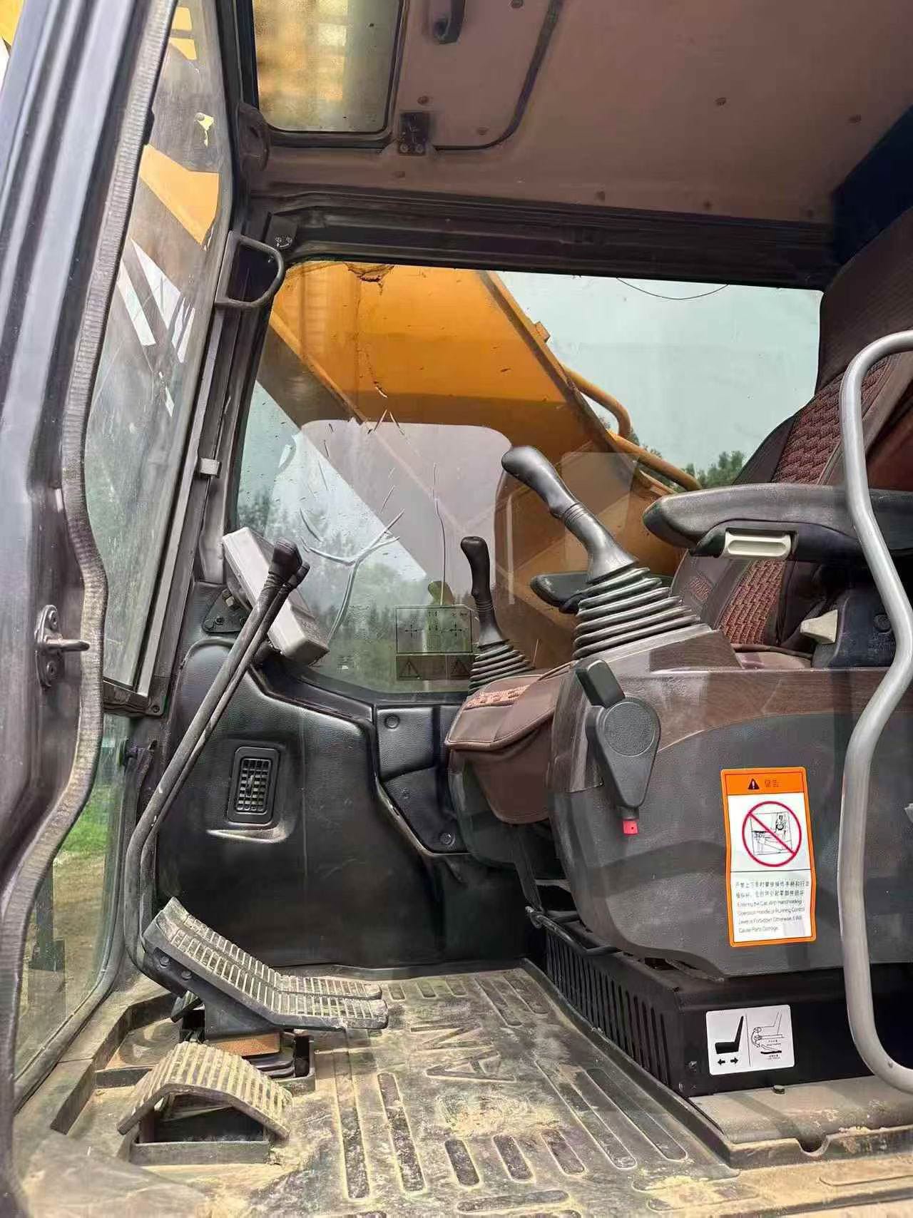 Buy Sany 335C-8 Used Excavator / 6 Buy Sany 335C-8 Used Excavator / 6