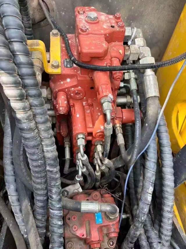 Buy Caterpillar CT85-8 Used Excavator / 7