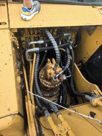 Buy Caterpillar 323D Used Excavator / 6 Buy Caterpillar 323D Used Excavator / 6