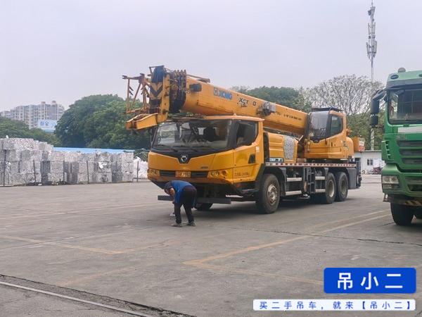 Buy XCMG XCTL5 Used Crane / 2