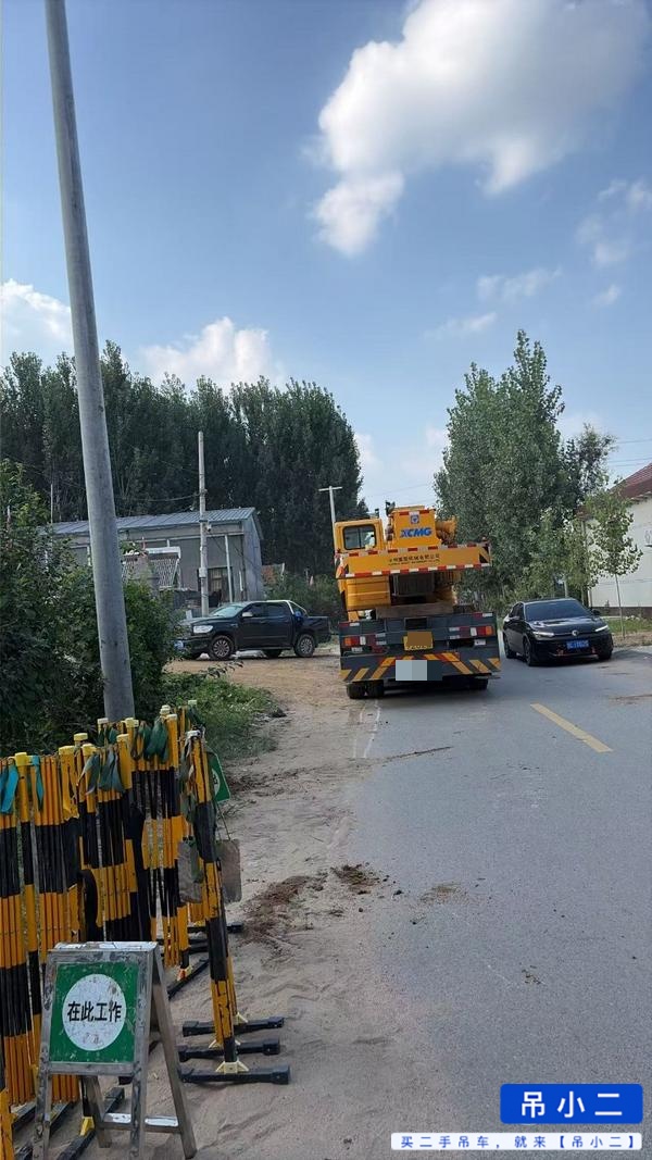 شراء رافعة XCMG QY25K5C مستعملة / 2