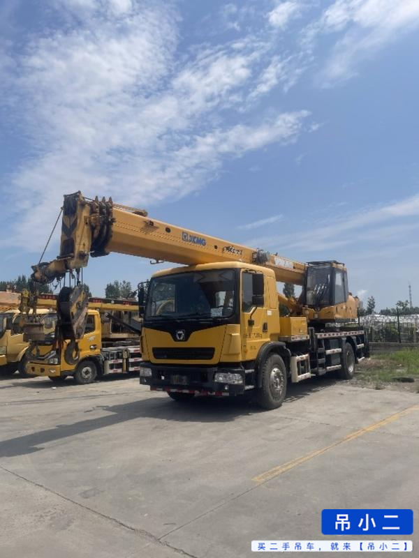 شراء رافعة XCMG XCT12L4 مستعملة / 2