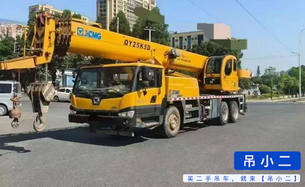شراء رافعة XCMG QY25K5C مستعملة / 2