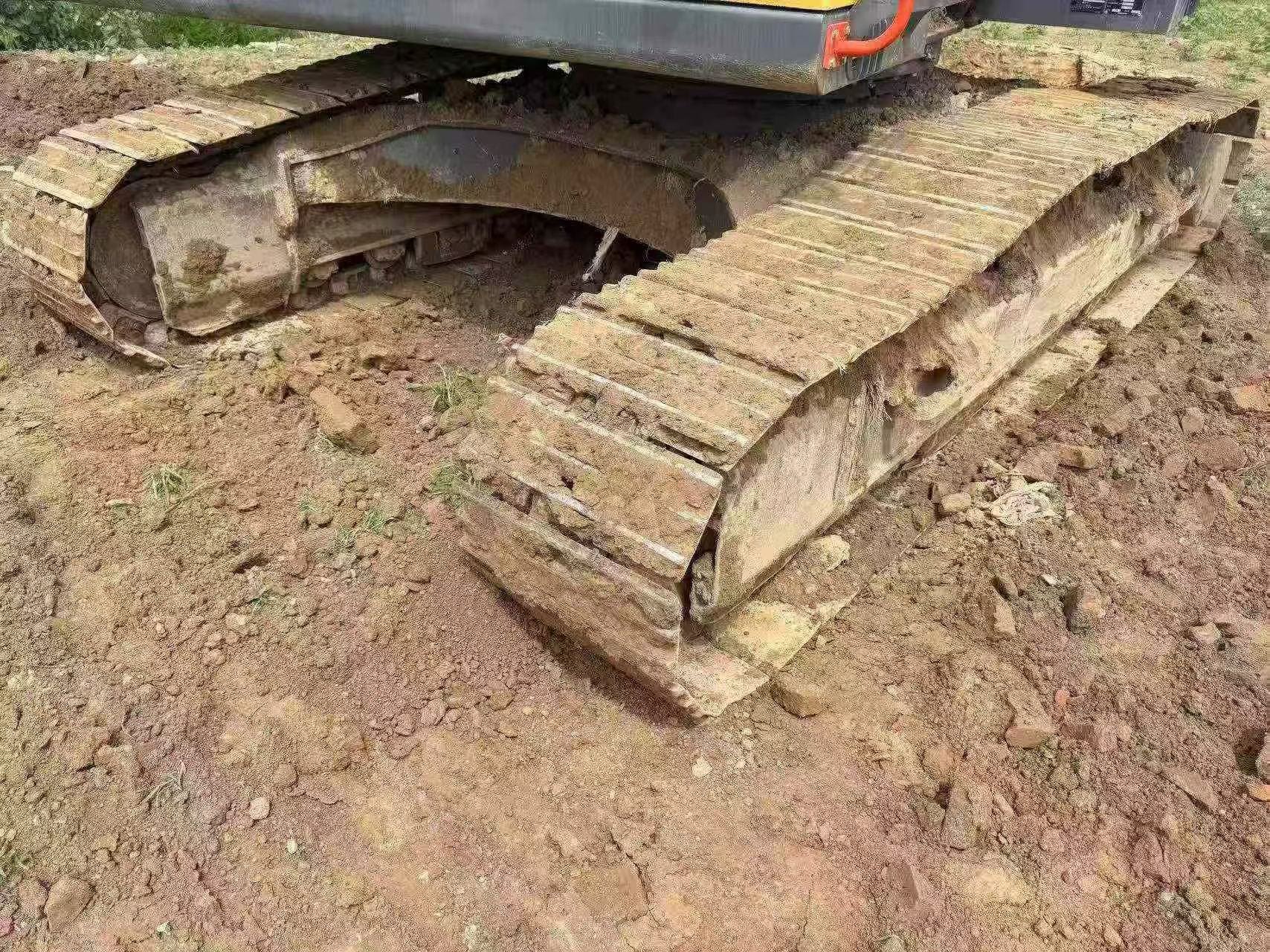 Buy Volvo 240BLC Used Excavator / 4 Buy Volvo 240BLC Used Excavator / 4