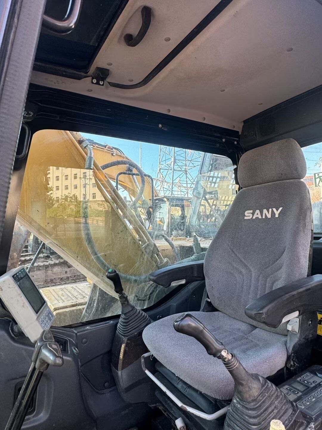 Buy Sany SY245H Used Excavator / 9 Buy Sany SY245H Used Excavator / 9