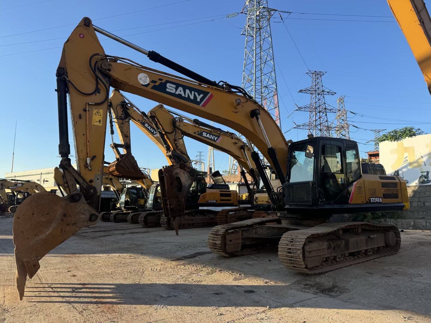 Buy Sany SY245H Used Excavator / 1