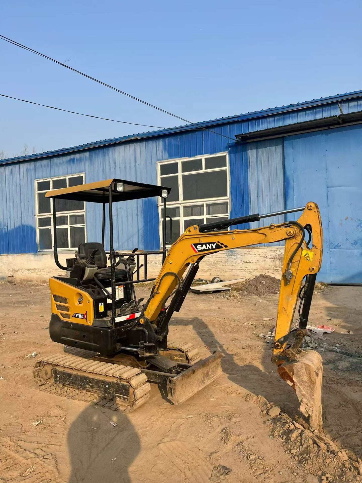 Buy Sany SY16C Used Excavator / 3 Buy Sany SY16C Used Excavator / 3