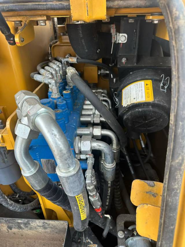 Buy Sany SY55C Used Excavator / 4 Buy Sany SY55C Used Excavator / 4