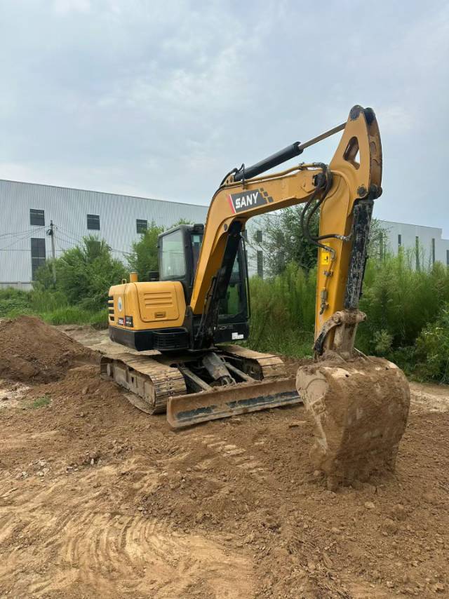 Buy Sany SY55C Used Excavator / 2 Buy Sany SY55C Used Excavator / 2