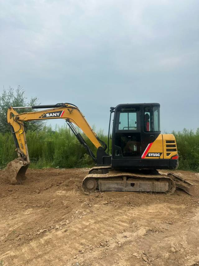 Buy Sany SY55C Used Excavator / 8 Buy Sany SY55C Used Excavator / 8