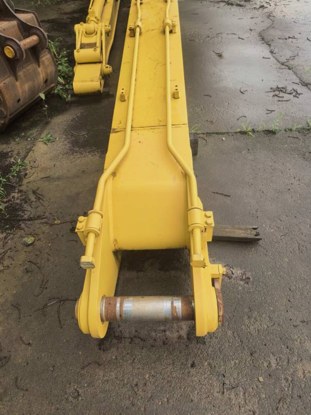 Buy Komatsu PC220-7 Used Excavator / 3 Buy Komatsu PC220-7 Used Excavator / 3
