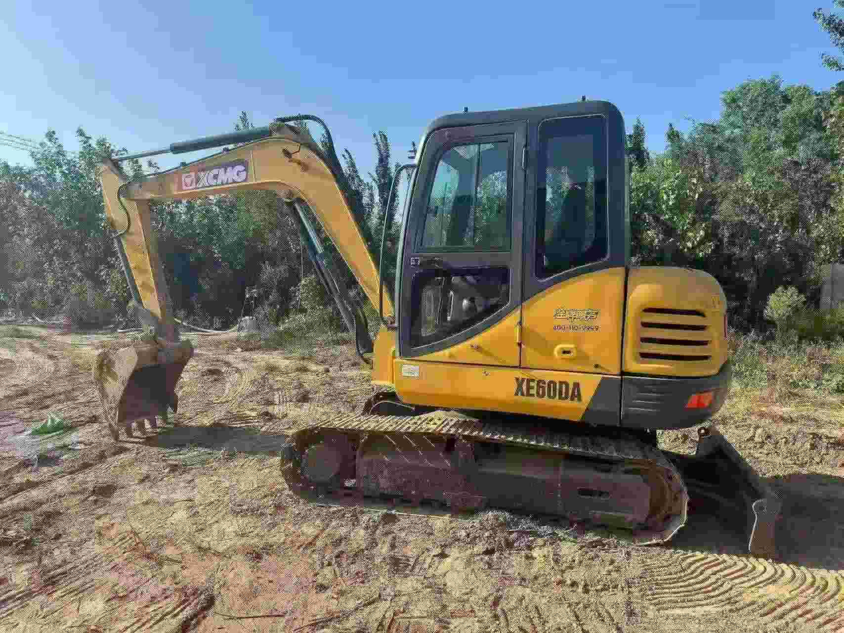 Buy XCMG XE60WA Used Excavator / 1