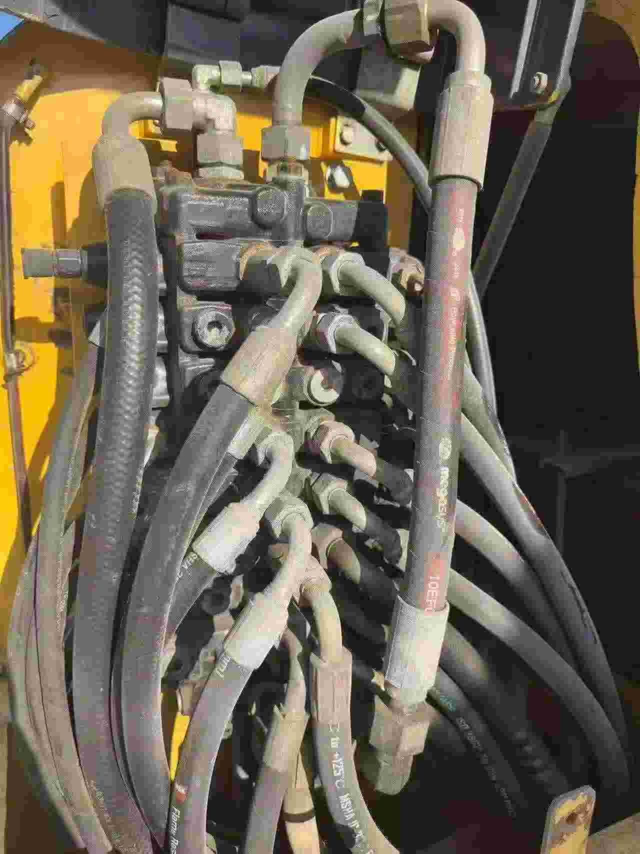 Buy XCMG XE60WA Used Excavator / 5 Buy XCMG XE60WA Used Excavator / 5