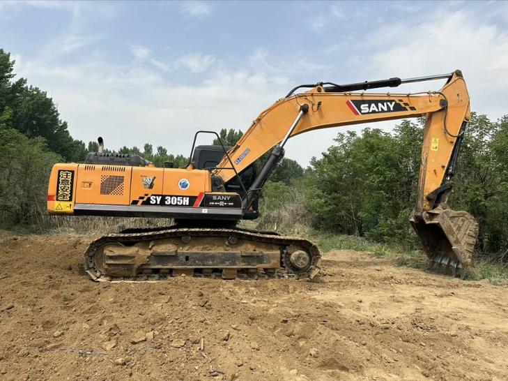 Buy Sany 305 Used Excavator / 1