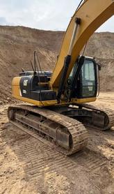 Buy Caterpillar CAT326D2 L Used Excavator / 3 Buy Caterpillar CAT326D2 L Used Excavator / 3