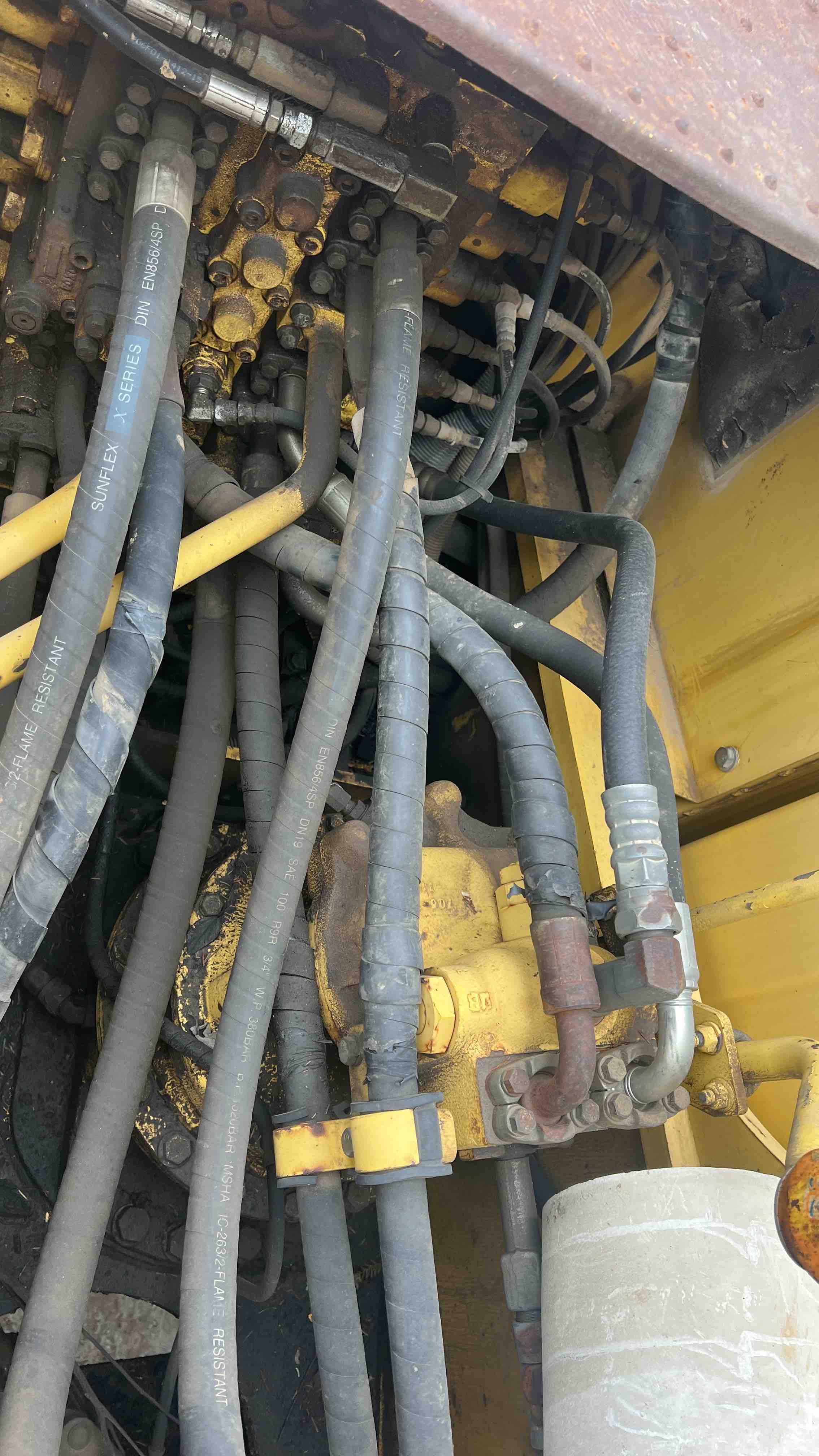 Buy Komatsu PC200-8N1 Used Excavator / 7