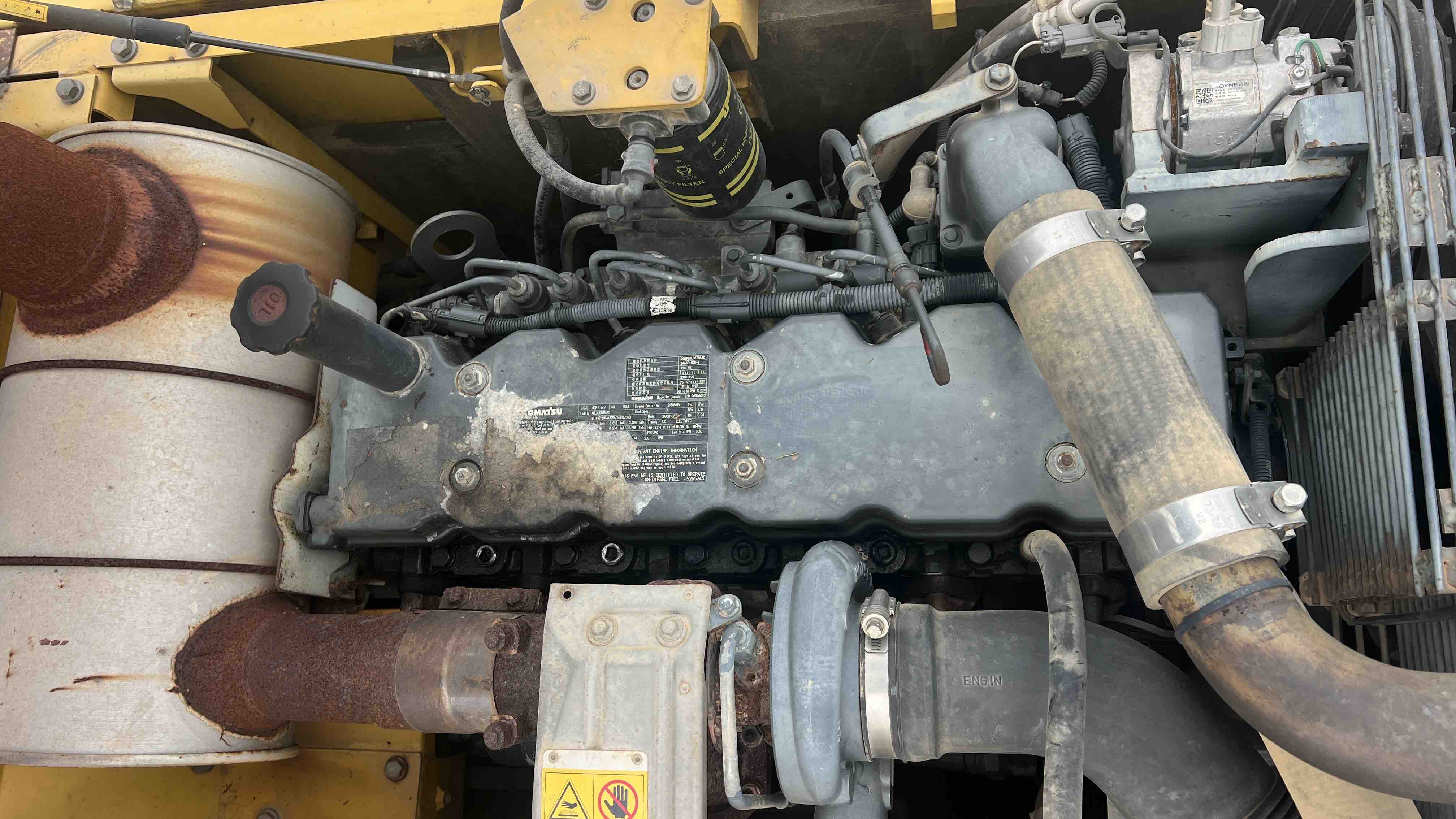 Buy Komatsu PC200-8N1 Used Excavator / 6