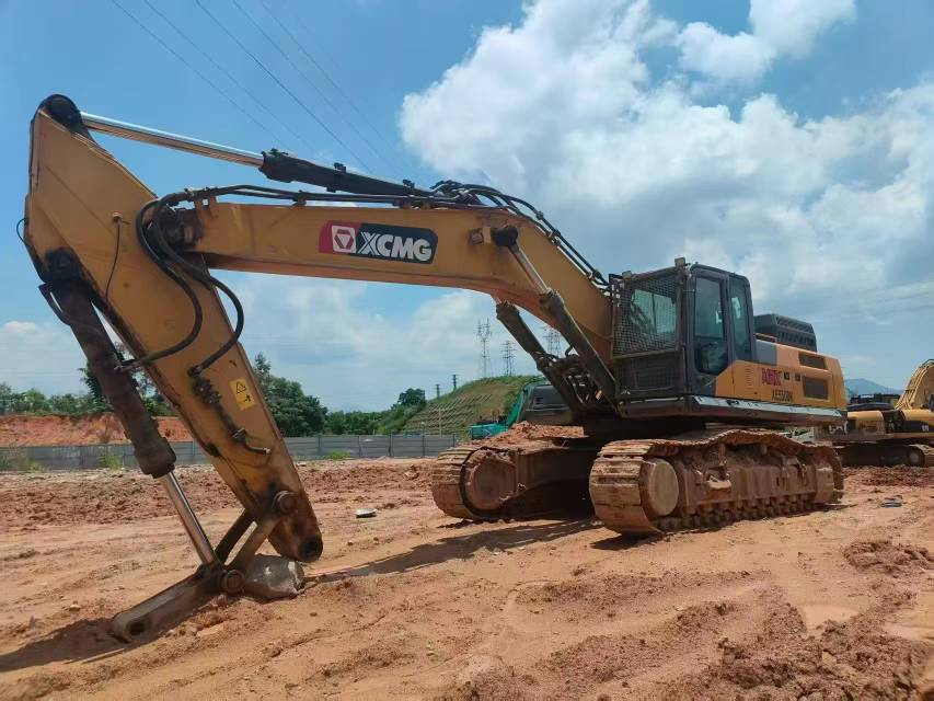 Buy XCMG XE490D Used Excavator / 1