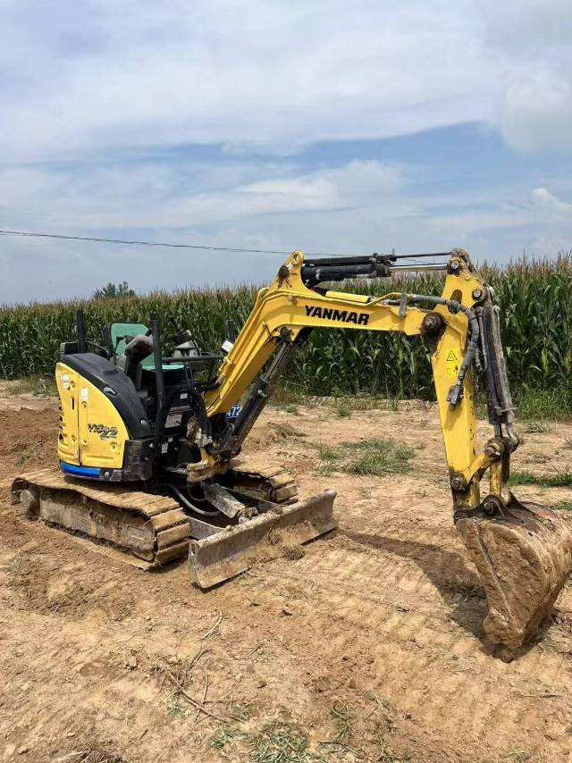 Buy Yanmar Vio22-2 Used Excavator / 6 Buy Yanmar Vio22-2 Used Excavator / 6