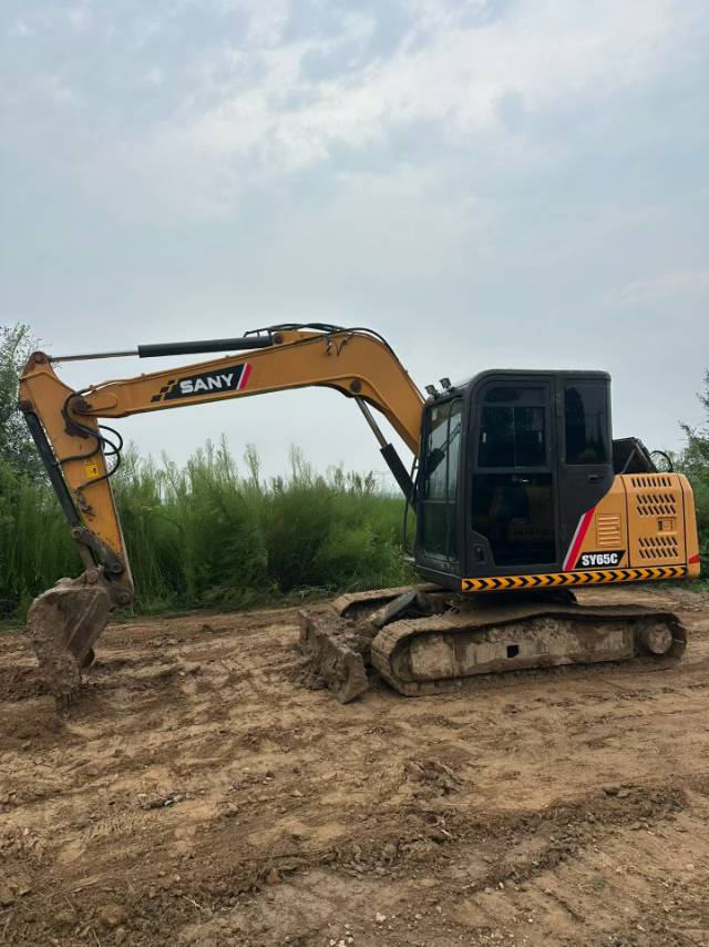 Buy Sany SY65C Used Excavator / 8 Buy Sany SY65C Used Excavator / 8