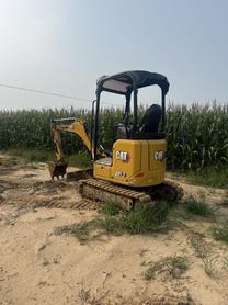 Buy Caterpillar 017 CR Used Excavator / 7 Buy Caterpillar 017 CR Used Excavator / 7