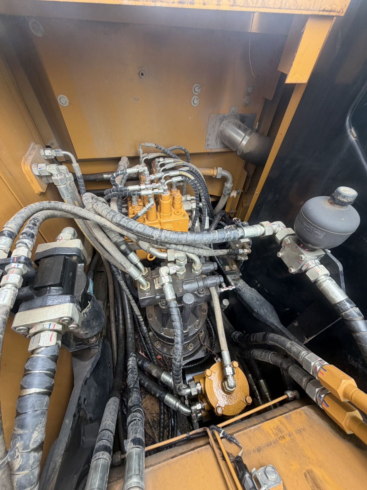 Buy Sany SY155W Used Excavator / 7 Buy Sany SY155W Used Excavator / 7