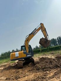 Buy XCMG XE150D Used Excavator / 3 Buy XCMG XE150D Used Excavator / 3