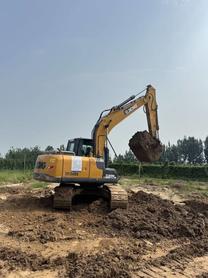 Buy XCMG 150D Used Excavator / 3 Buy XCMG 150D Used Excavator / 3