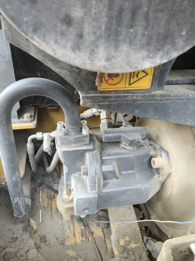 Buy XCMG XE60DA Used Excavator / 13