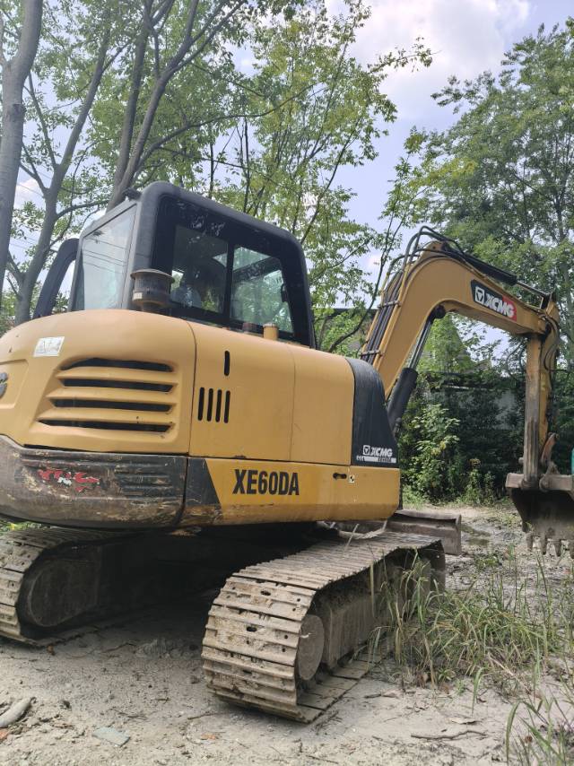 Buy XCMG XE60DA Used Excavator / 9