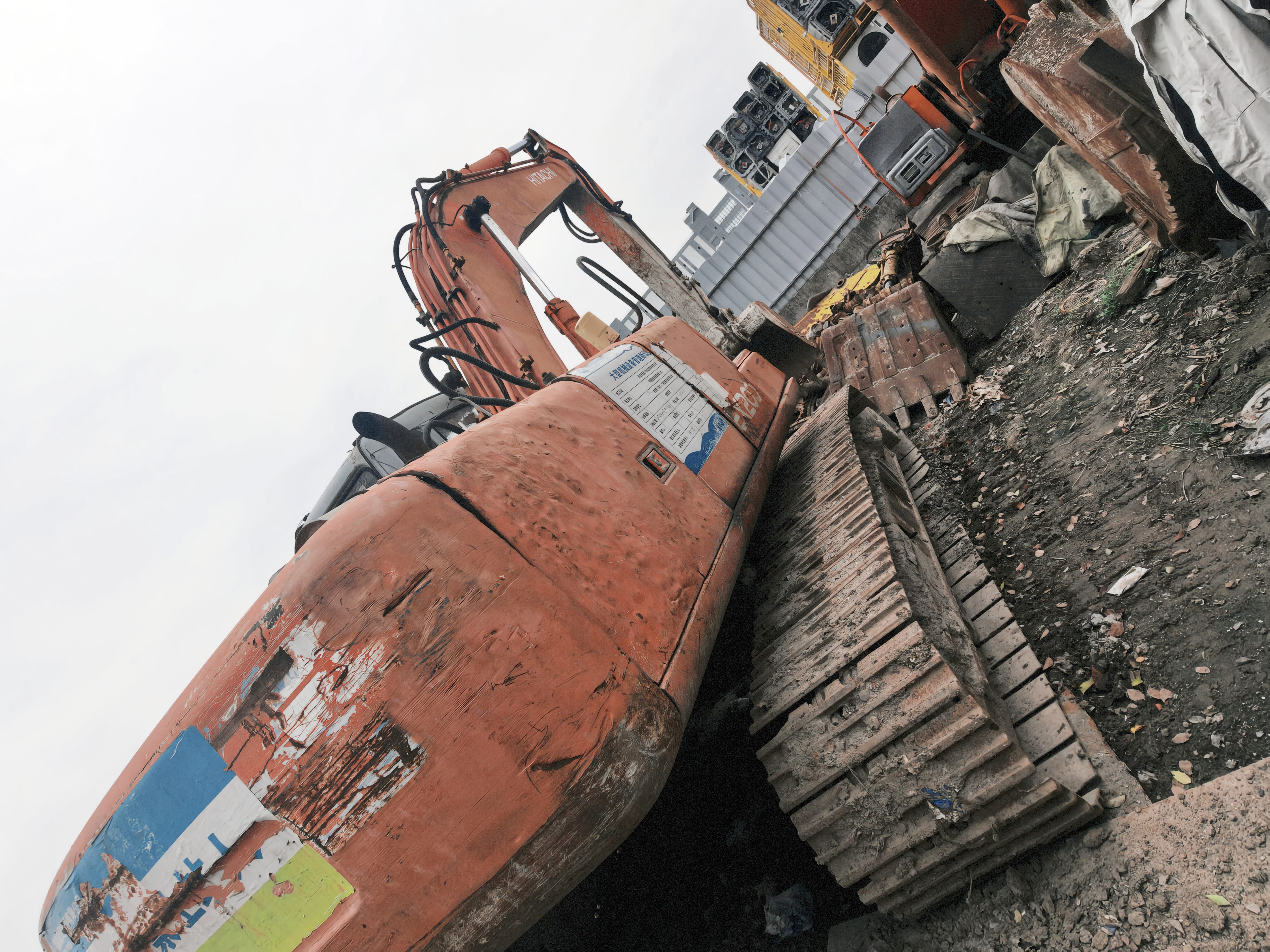 Buy Hitachi EX200-6 Used Excavator / 2 Buy Hitachi EX200-6 Used Excavator / 2