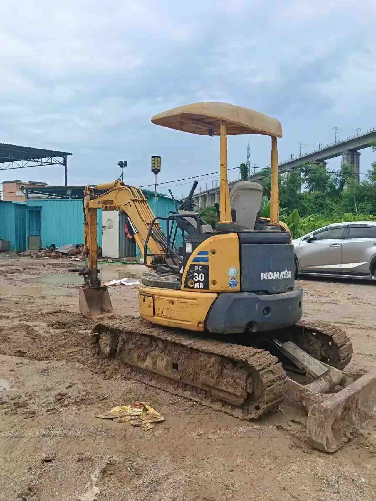 Buy Komatsu PC40 Used Excavator / 6