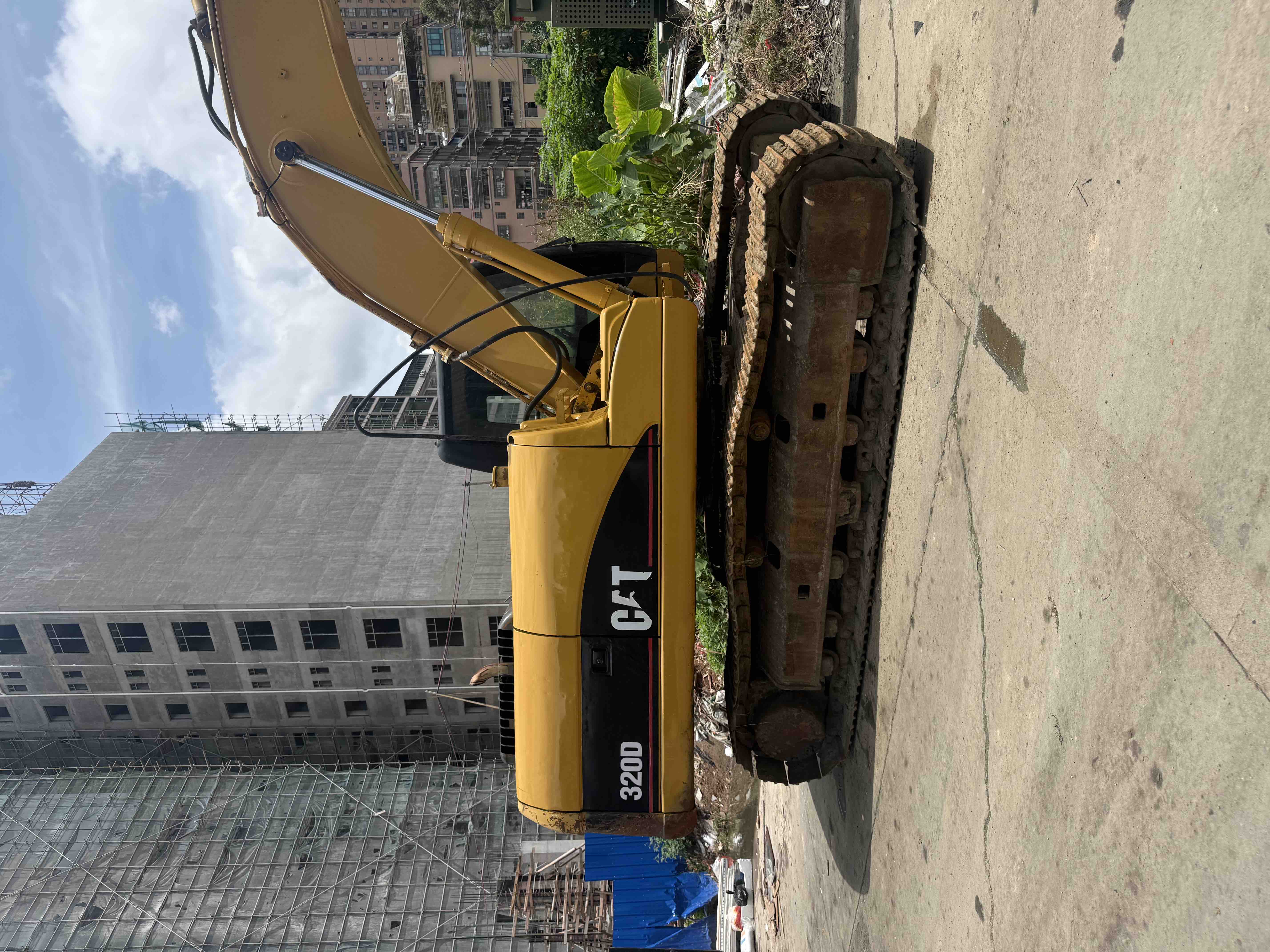 Buy Caterpillar 320C Used Excavator / 17