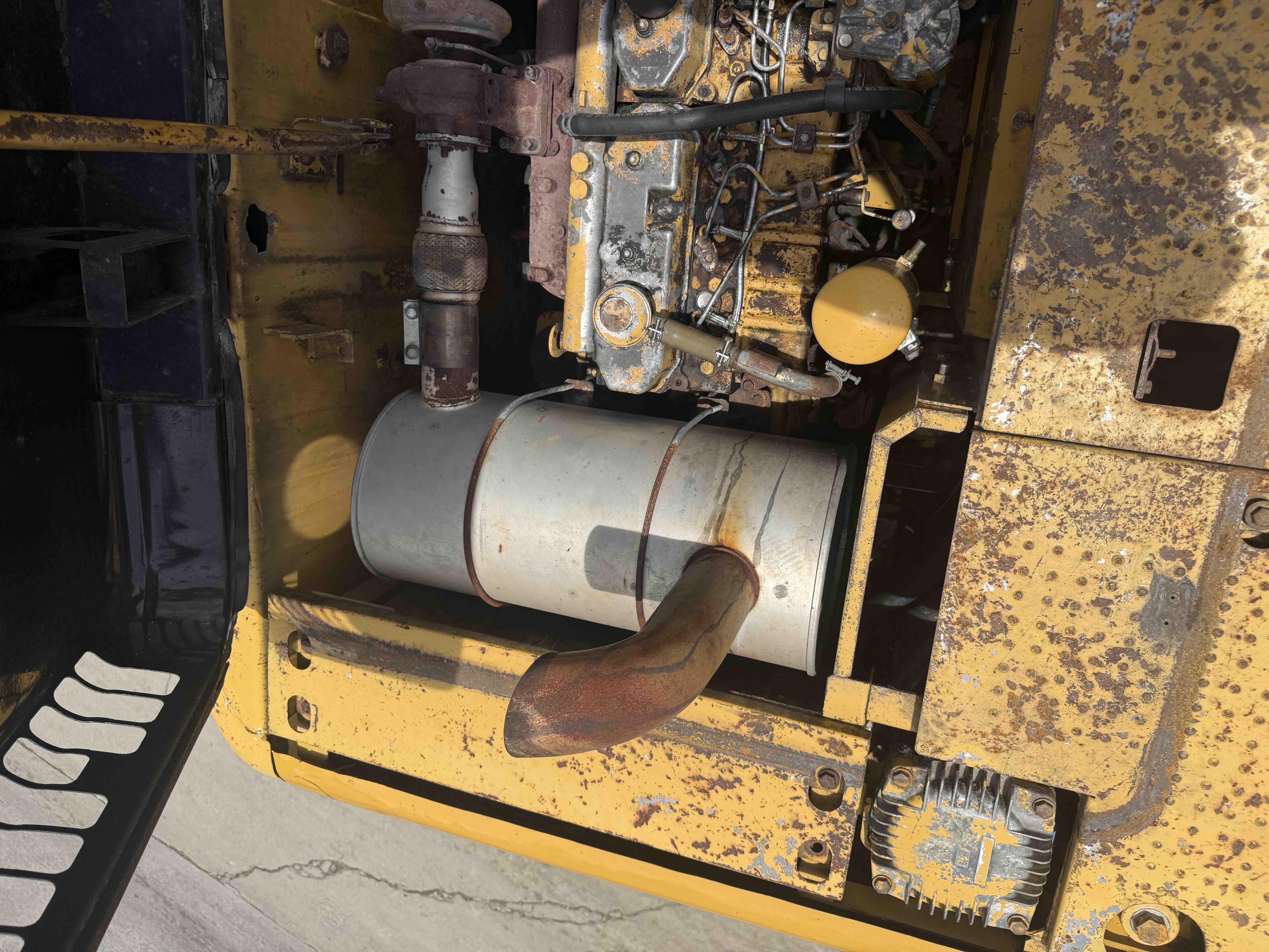 Buy Caterpillar 320C Used Excavator / 14