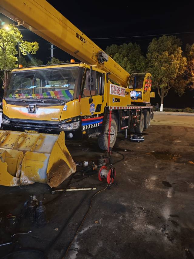 Buy XCMG QY25K5-1 Used Crane / 2 Buy XCMG QY25K5-1 Used Crane / 2