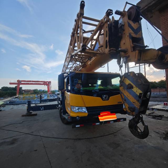 Buy XCMG XCT35 Used Crane / 2