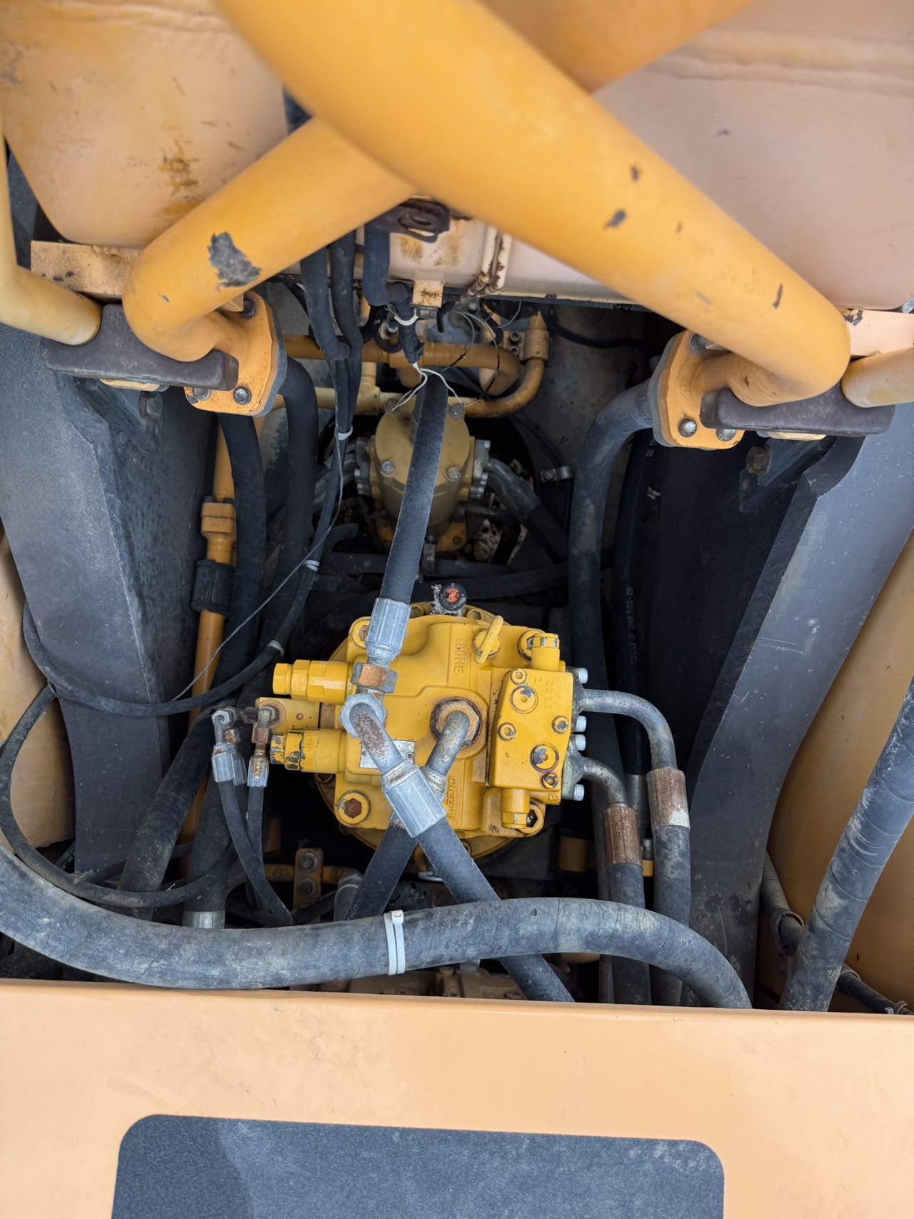 Buy Sany 235C-9 Used Excavator / 8