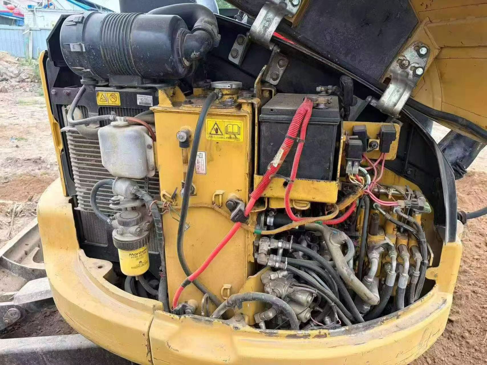 Buy Caterpillar 304 Used Excavator / 6