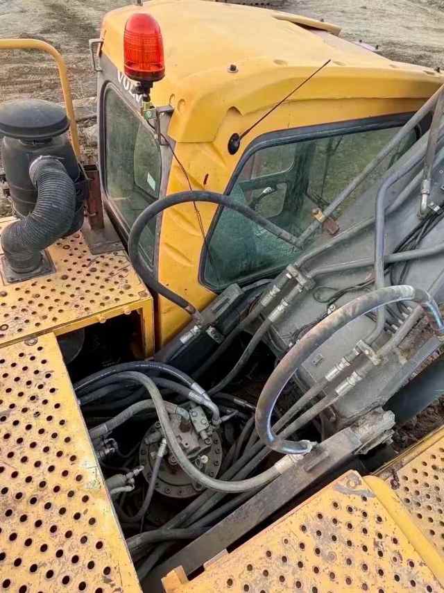 Buy Volvo EC290 Used Excavator / 8
