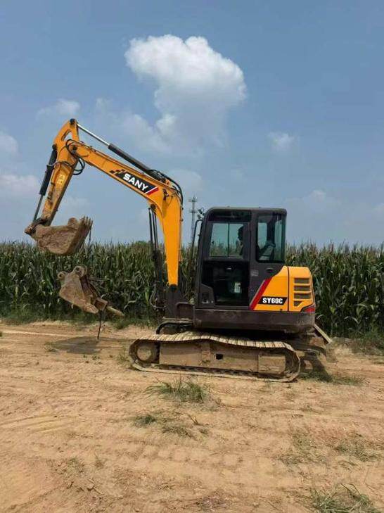 Buy Sany SY60C Used Excavator / 1