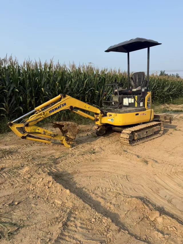 Buy Komatsu PC18MR-3 Used Excavator / 3 Buy Komatsu PC18MR-3 Used Excavator / 3