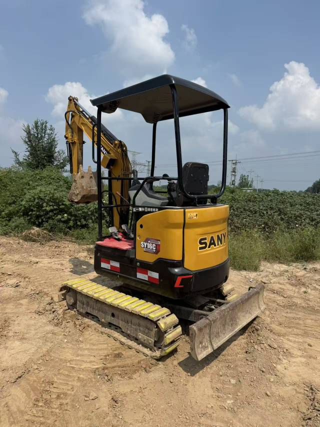 Buy Sany SY16C Used Excavator / 3