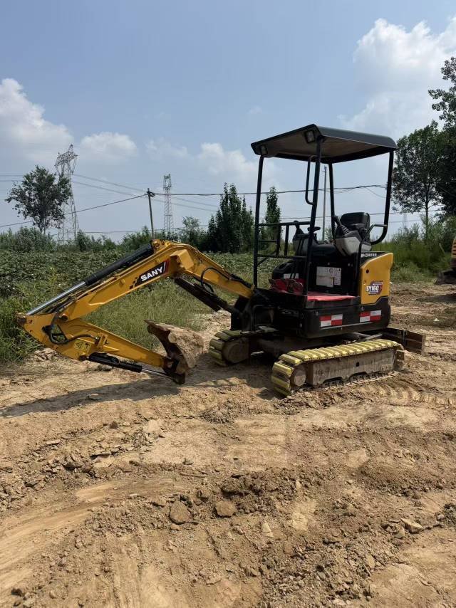 Buy Sany SY16C Used Excavator / 9