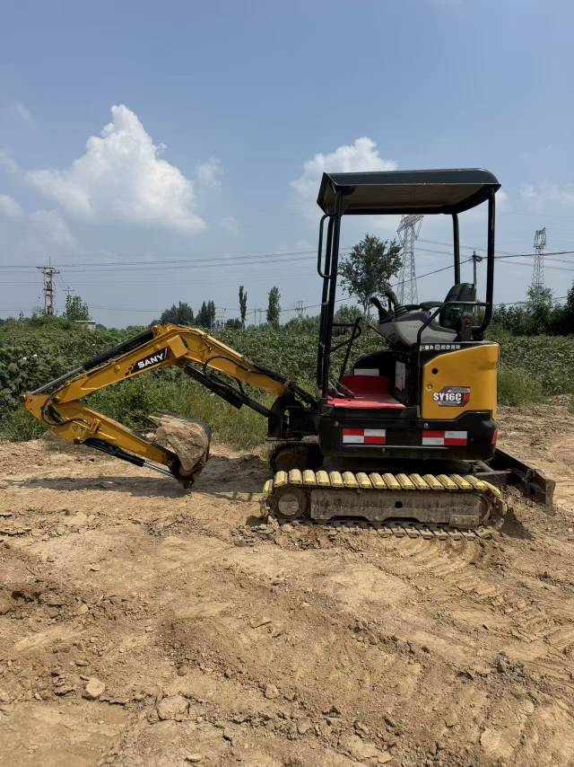 Buy Sany SY16C Used Excavator / 8