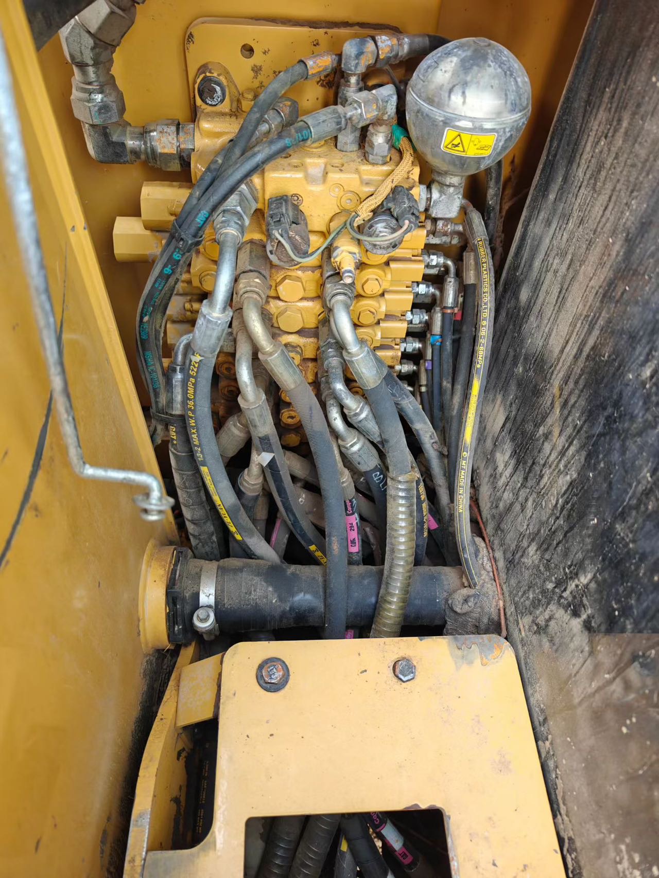 Buy Caterpillar 305.5E2 Used Excavator / 7