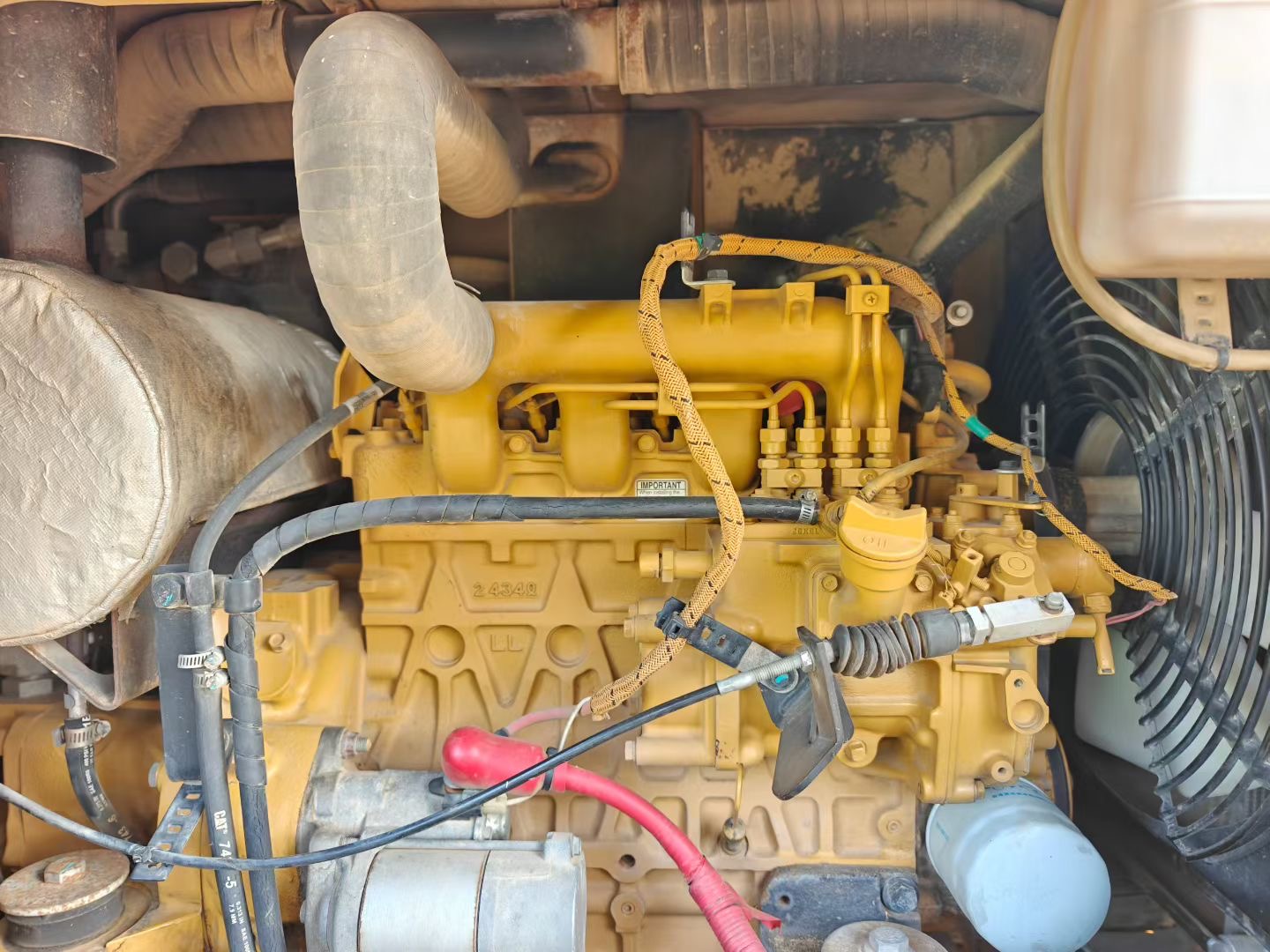 Buy Caterpillar 305.5E2 Used Excavator / 5