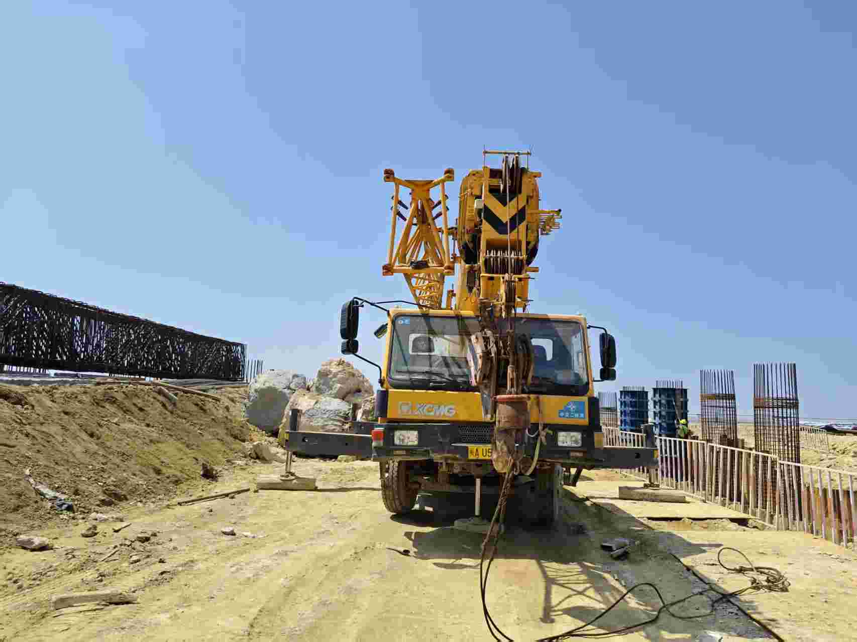 Buy XCMG XDA60E Used Excavator / 2