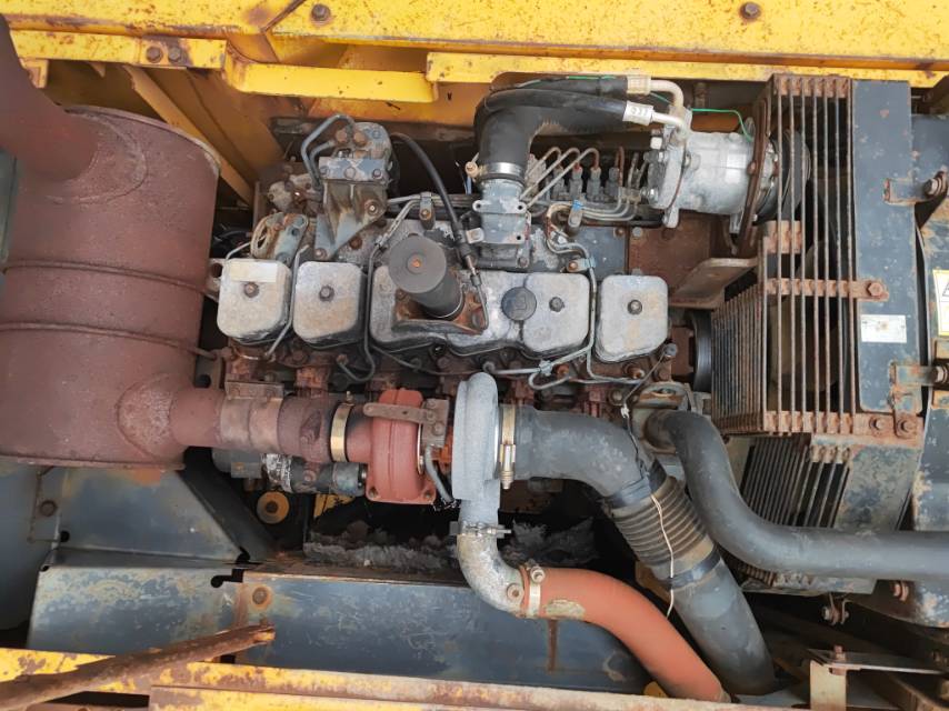 Buy Komatsu PC200-8N1 Used Excavator / 6