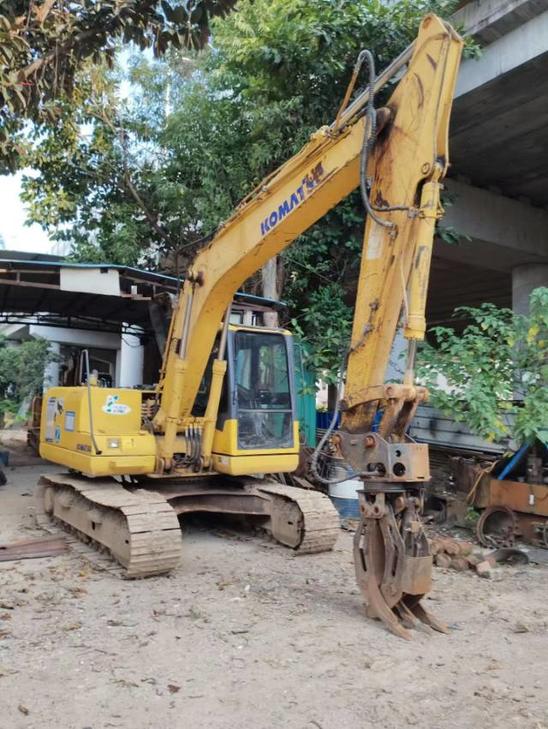 Buy Komatsu PC130-7 Used Excavator / 1