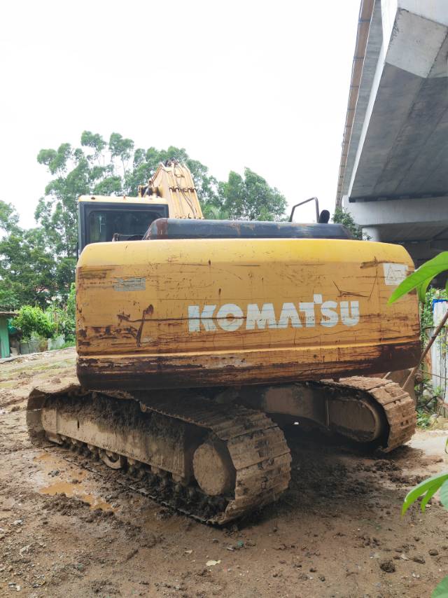 Buy Komatsu PC200-8N1 Used Excavator / 4